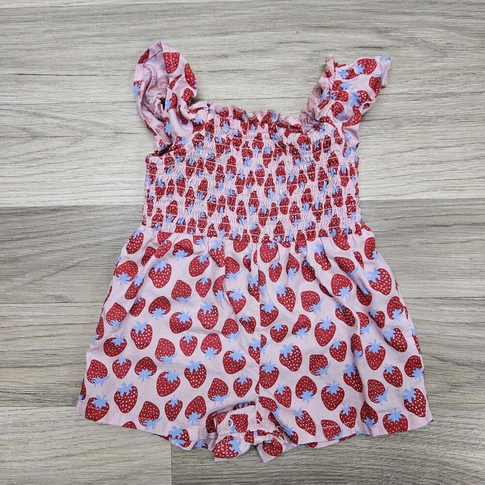 Crown & Ivy Baby Girl Pink Strawberry Romper Size 9 Months